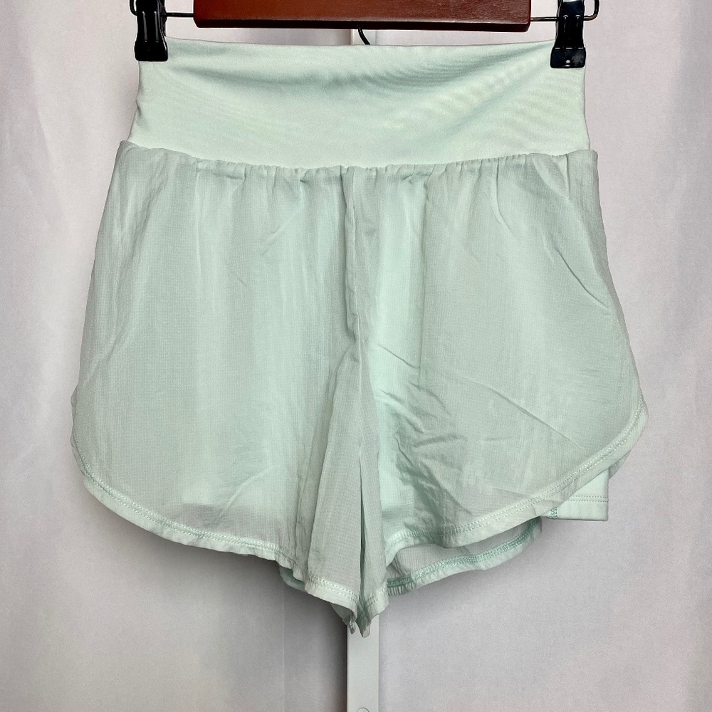 All In Motion Womenʻs Mint Green Pull On Elastic Waist Running Shorts XS
